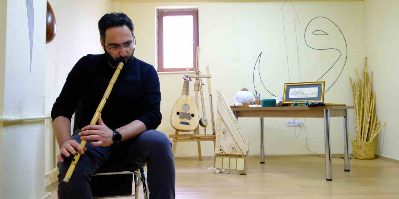 Müftülük Bünyesinde Kurulan Atölyede Türk İslam Sanatları Yaşatılıyor