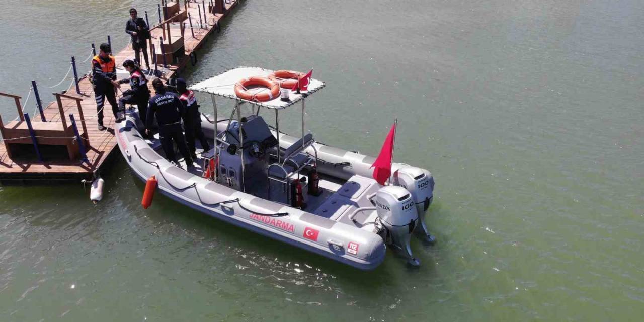 Jandarma Arapapıştı Kanyonu’nda Bilgilendirdi