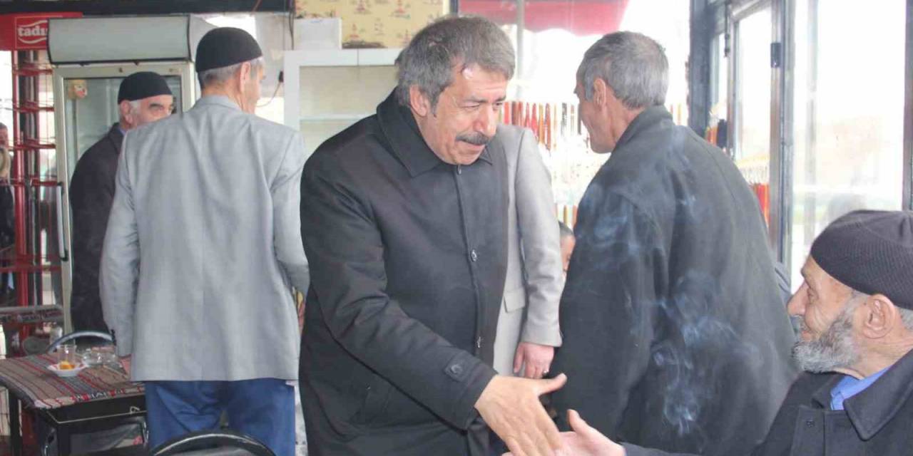 Ak Parti Milletvekili Adayları Kapı Kapı Dolaşıyor, Vatandaştan İstikrar İçin Destek İstiyor