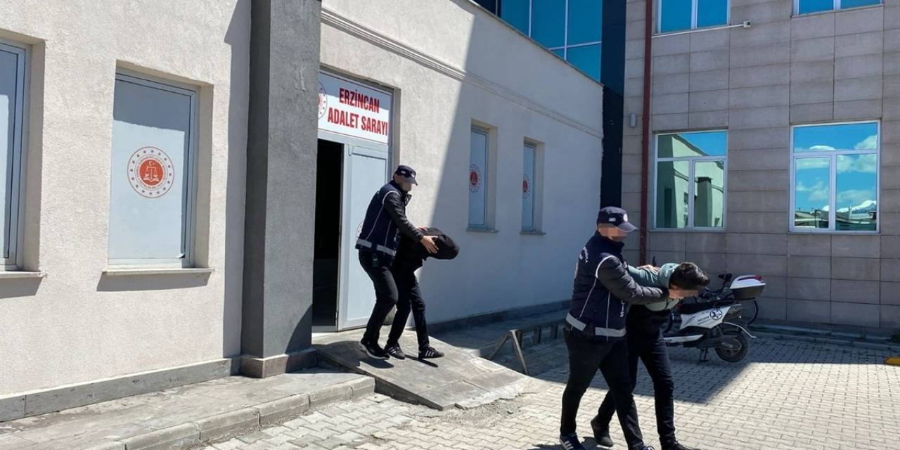 Erzincan’da 2 Kaçak Göçmen Yakalandı, 2 Kişi Tutuklandı