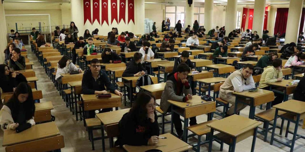 Düzce Belediyesinden Ödüllü Lgs Ve Tyt Sınavı