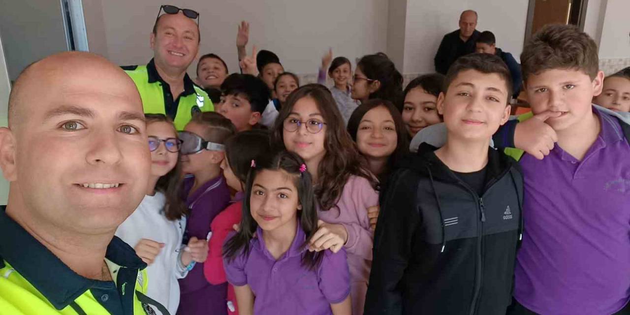 Ereğli’de Trafik Polisleri Öğrencileri Bilgilendirdi