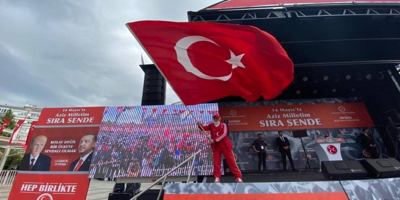 Mhp’nin Sembol İsmi “bayrak Dede” Aydın’da Vatandaşları Coşturdu