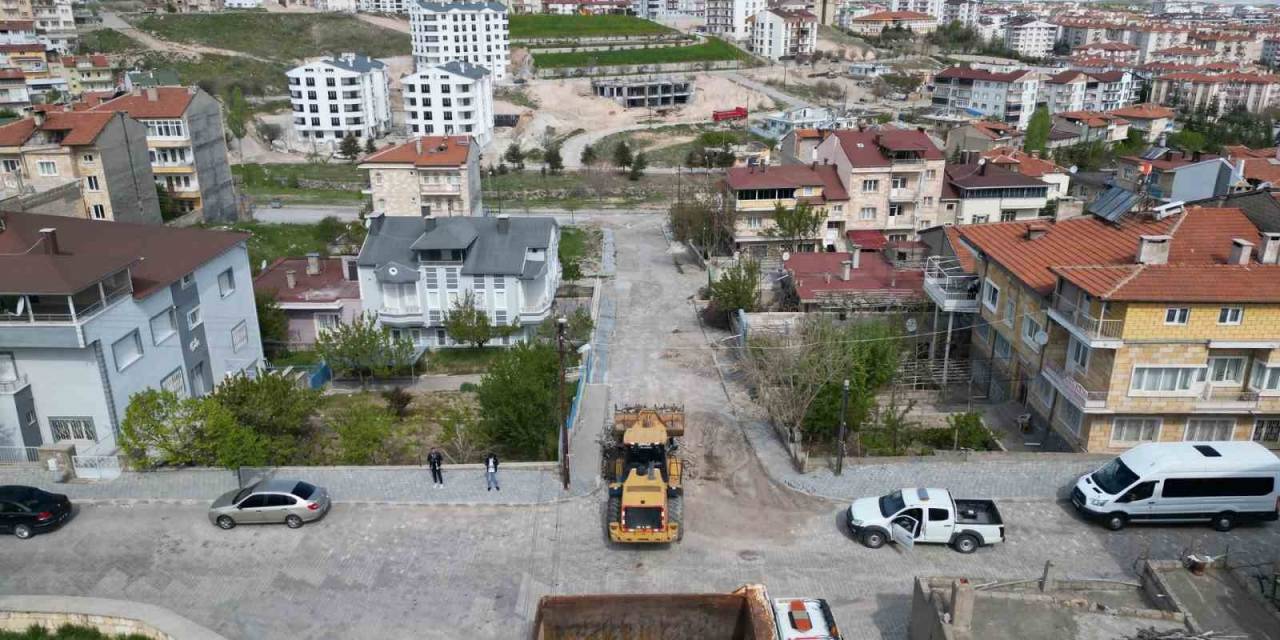 Nevşehir’de Yol Yenileme Çalışmaları Devam Ediyor