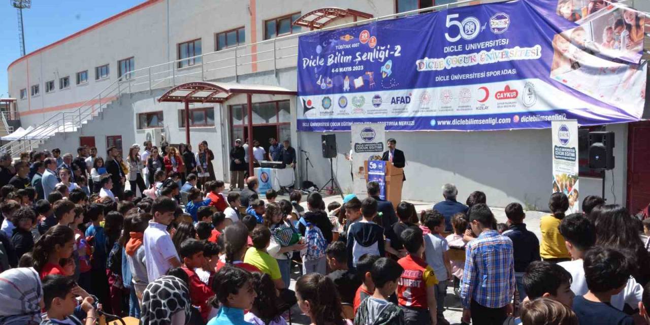 Dicle Çocuk Şenliği’nin 2’ncisi Düzenlendi