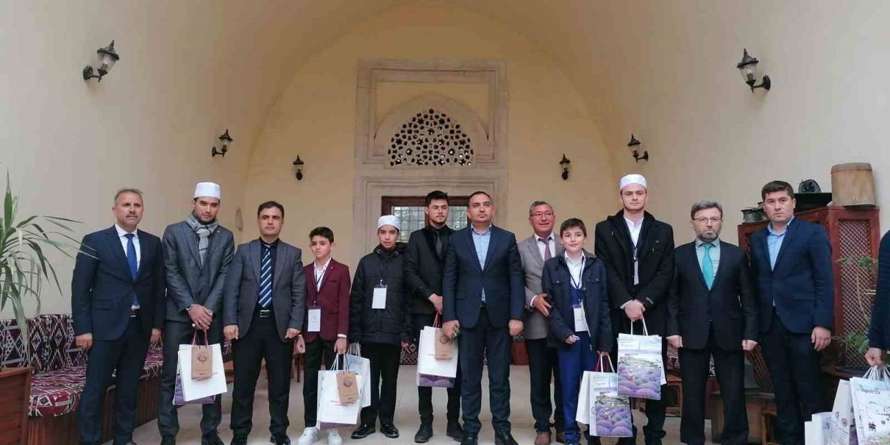 Eğirdir’de ’genç Bilaller Ezan Okuma Yarışması Bölge Finali’ Yapıldı