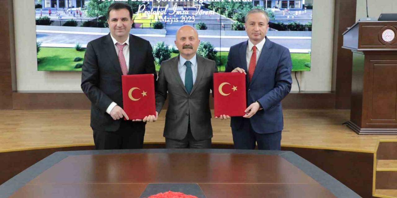 Dev Eğitim Projeleri Doğubayazıt’ın Kalbinde Atmaya Devam Edecek