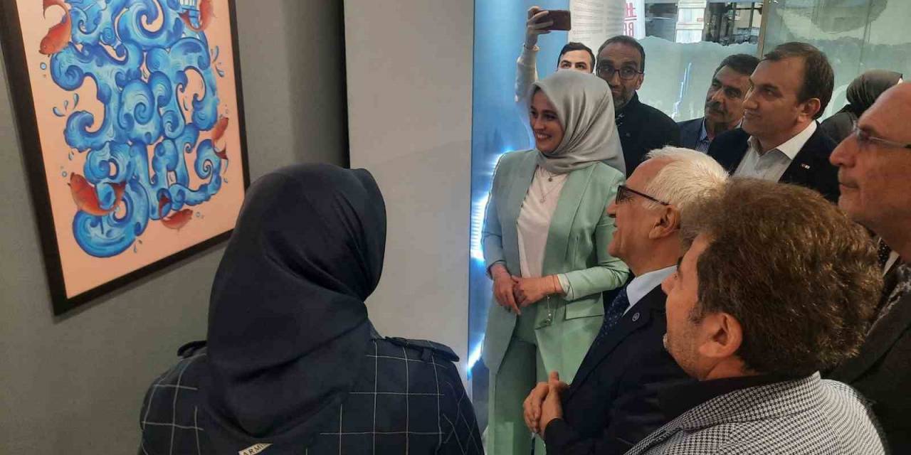 Uluslararası Poster Sergisi ’istanbul’ Temasıyla Beyoğlu’nda Açıldı