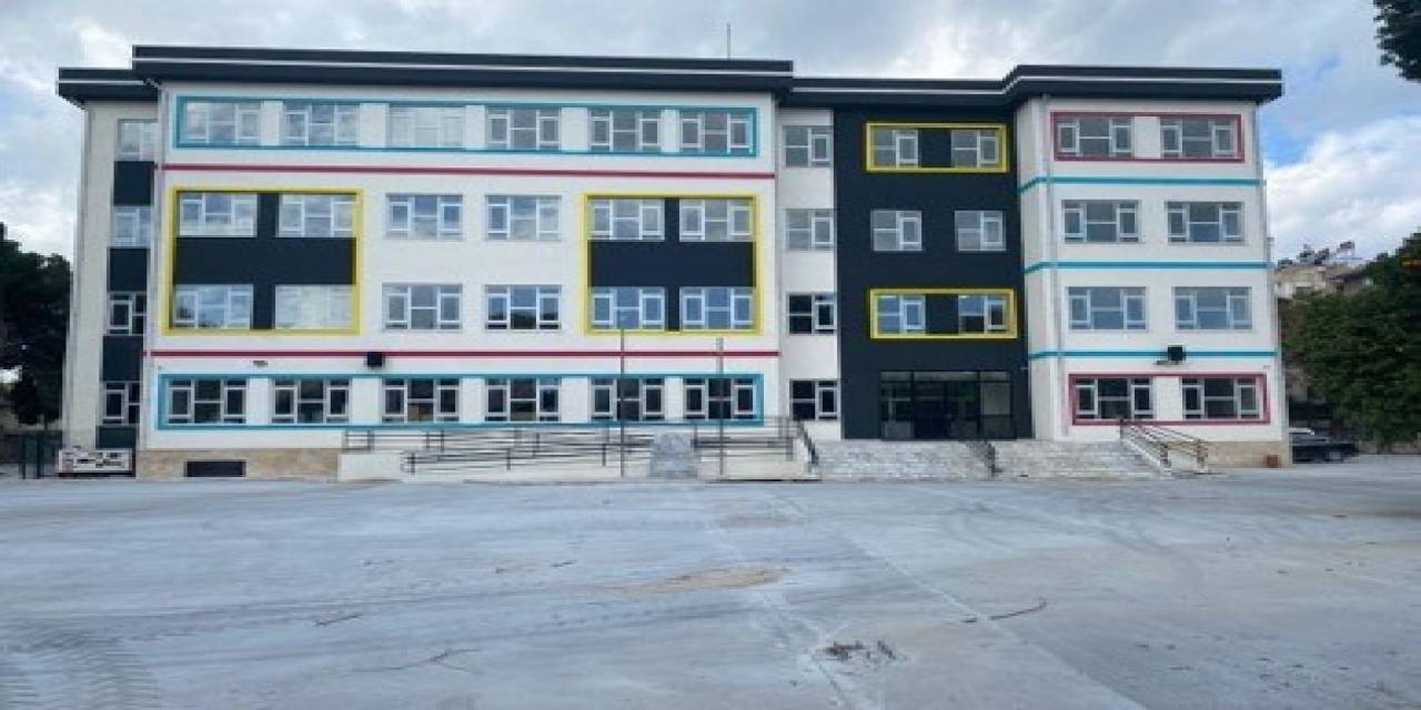 Aydın’da Eğitim Yatırımlarında Yüzde 35 Gerçekleşme Sağlandı