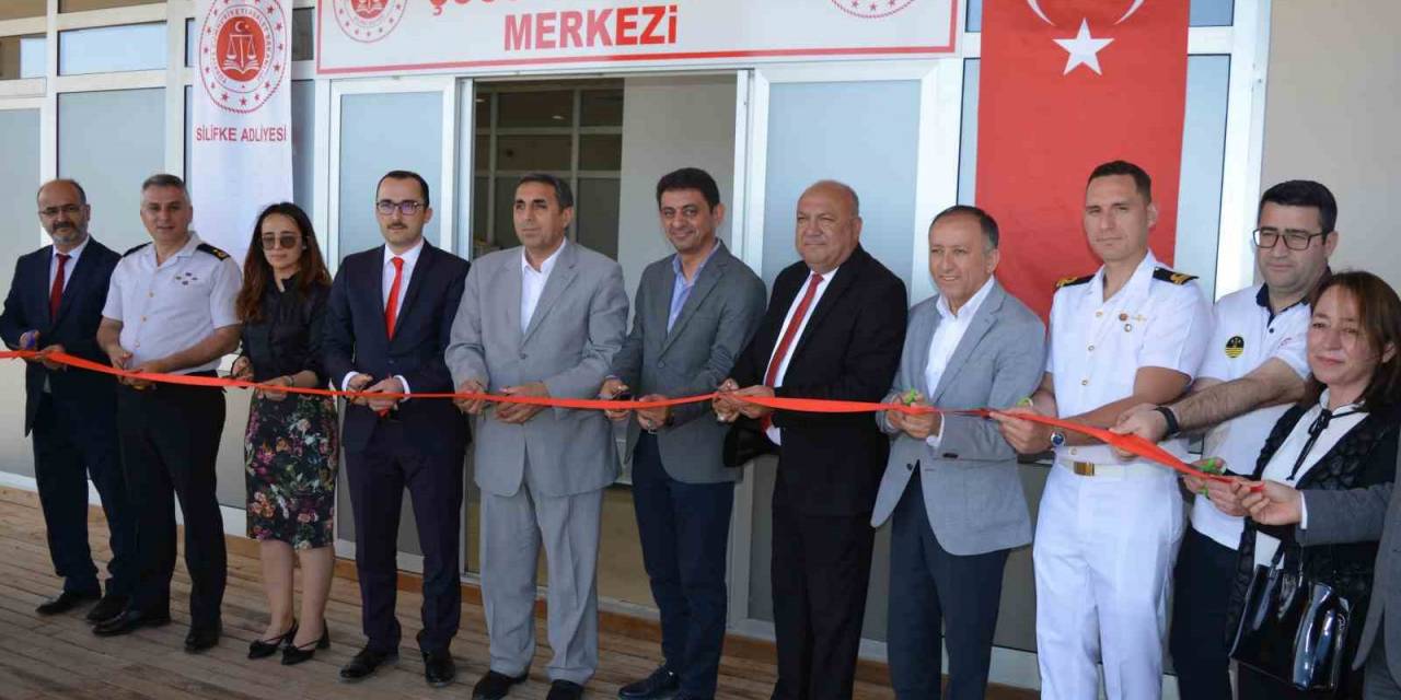 Silifke’de Çocuk Görüşme Merkezi Açıldı
