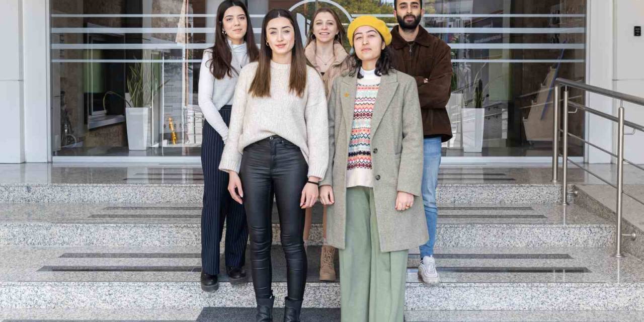 Yaşamdan İlham Alan Tasarımlarıyla Ödül Kazandılar