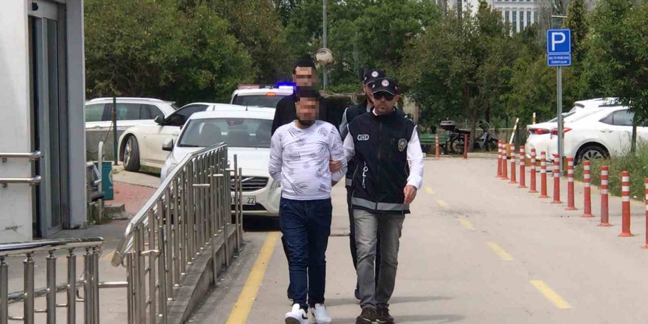 Adana’da 13 Kaçak Göçmeni Taşıyan Şüpheli Tutuklandı