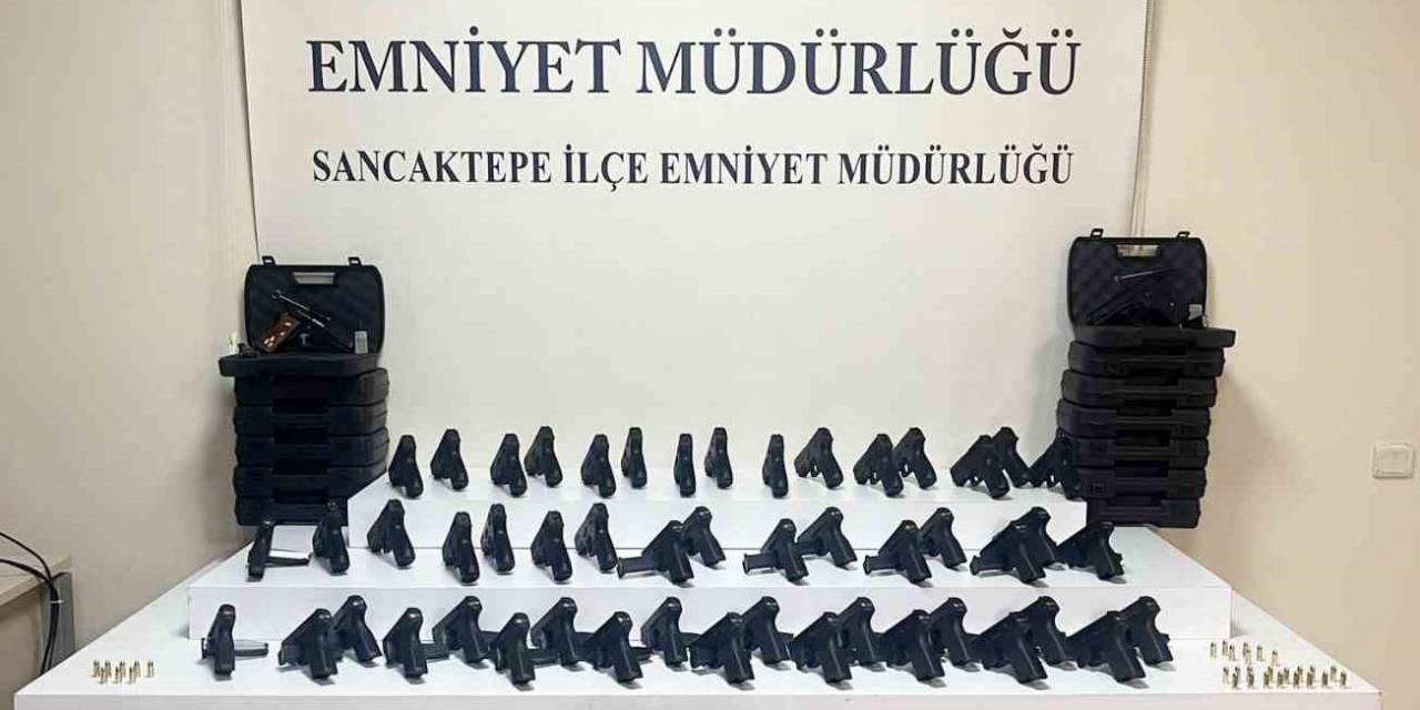 Maltepe’de Cephanelik Gibi Eve Operasyon