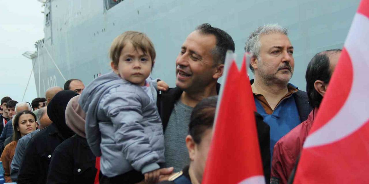 Milli Gurur’a İzmir’de İlk İki Günde 20 Bini Aşkın Ziyaretçi