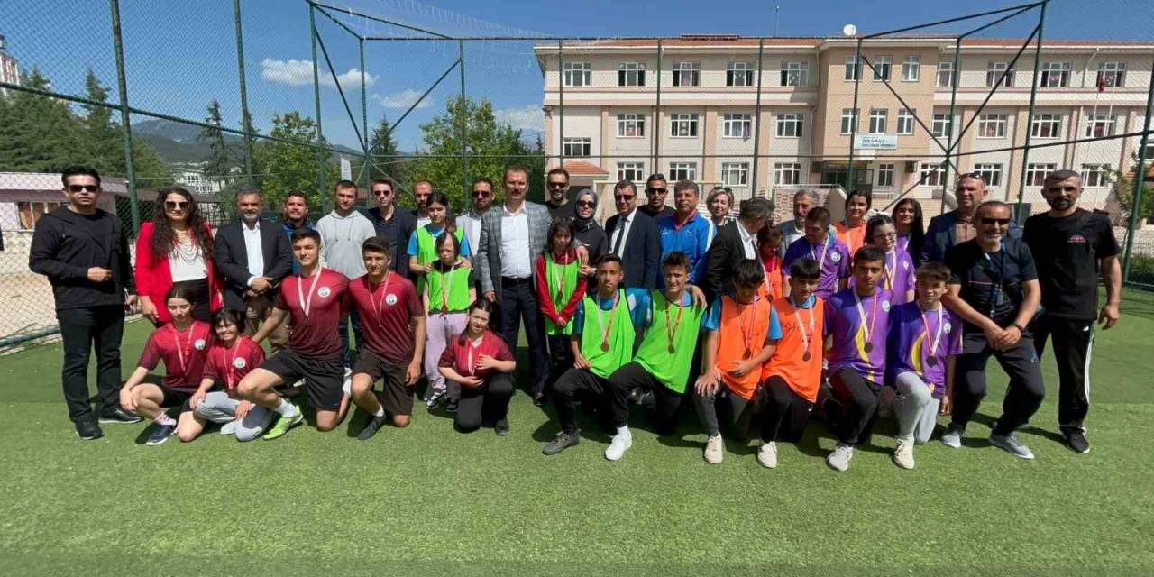 Kumluca’da Down Sendromlular Futbol İl Şampiyonası Yapıldı