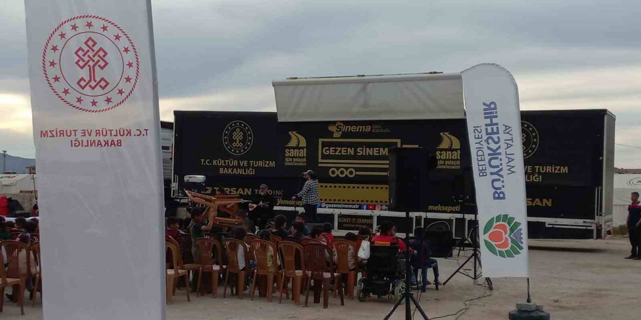 Depremzede Çocuklar Aileleriyle Birlikte Vakit Geçirdiler