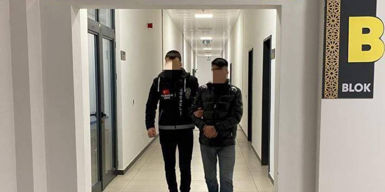 Otomobil Ve 2 Motosiklet Çalan Şüpheliler Yakalandı
