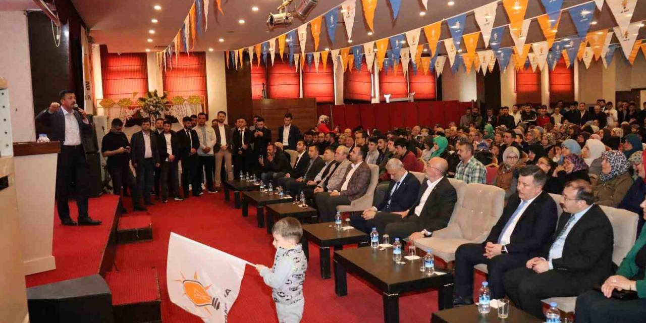 Emet Ak Parti İlçe Teşkilatı’ndan Gençlik Ve Kadın Buluşması