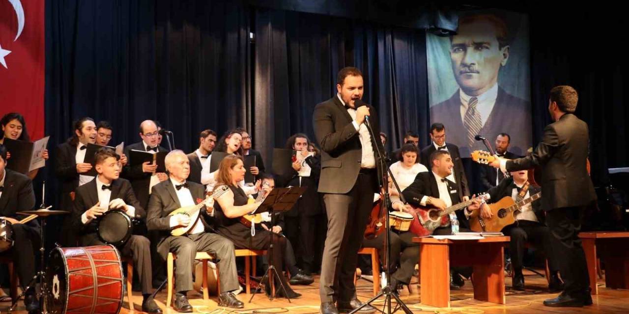 Nazilli’de Otizmli Bireyler Sahne Aldı