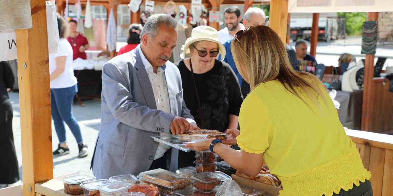 Havalar Isınıyor, Maharetli Eller Misafirlerini Bekliyor