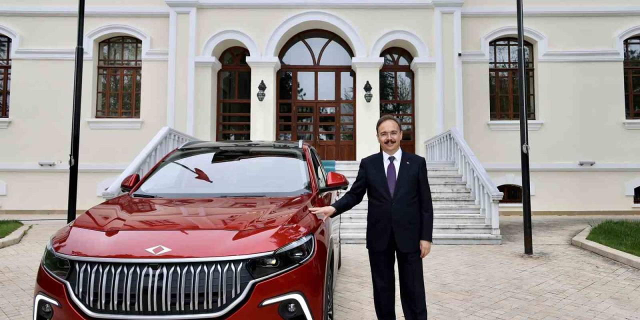Vali Kızılkaya, Togg’un Sürücü Koltuğuna Oturdu