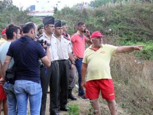 4 Kişilik Aileden Baba Boğuldu, Oğlu Kayıp