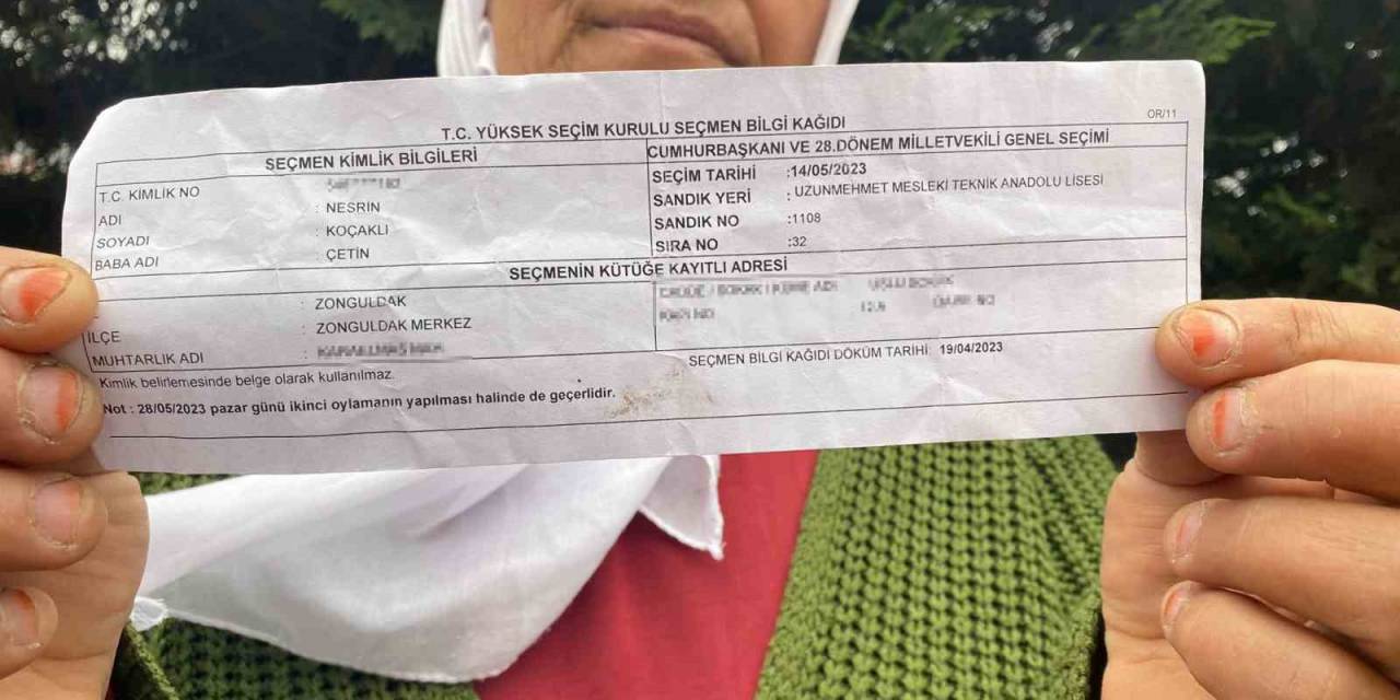 7 Yıldır Kayıp Kızına Seçmen Kağıdı Çıktı, Anne "kızımı Bulun" Diye Seslendi