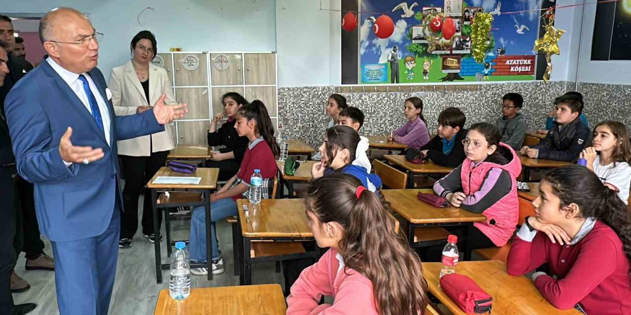 ‘bir Kitap Bin Pencere’ Okuma Birincileri Belirlendi