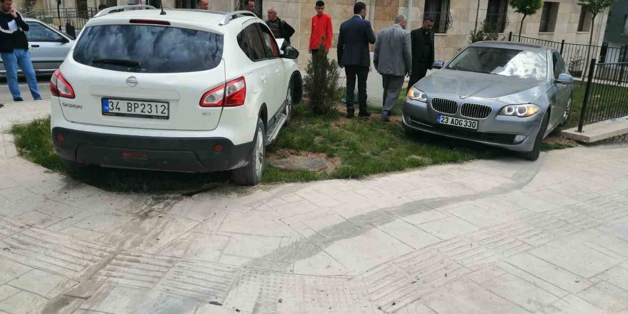 Mhp Elazığ Milletvekili Adayı Işıkver Trafik Kazasında Yaralandı