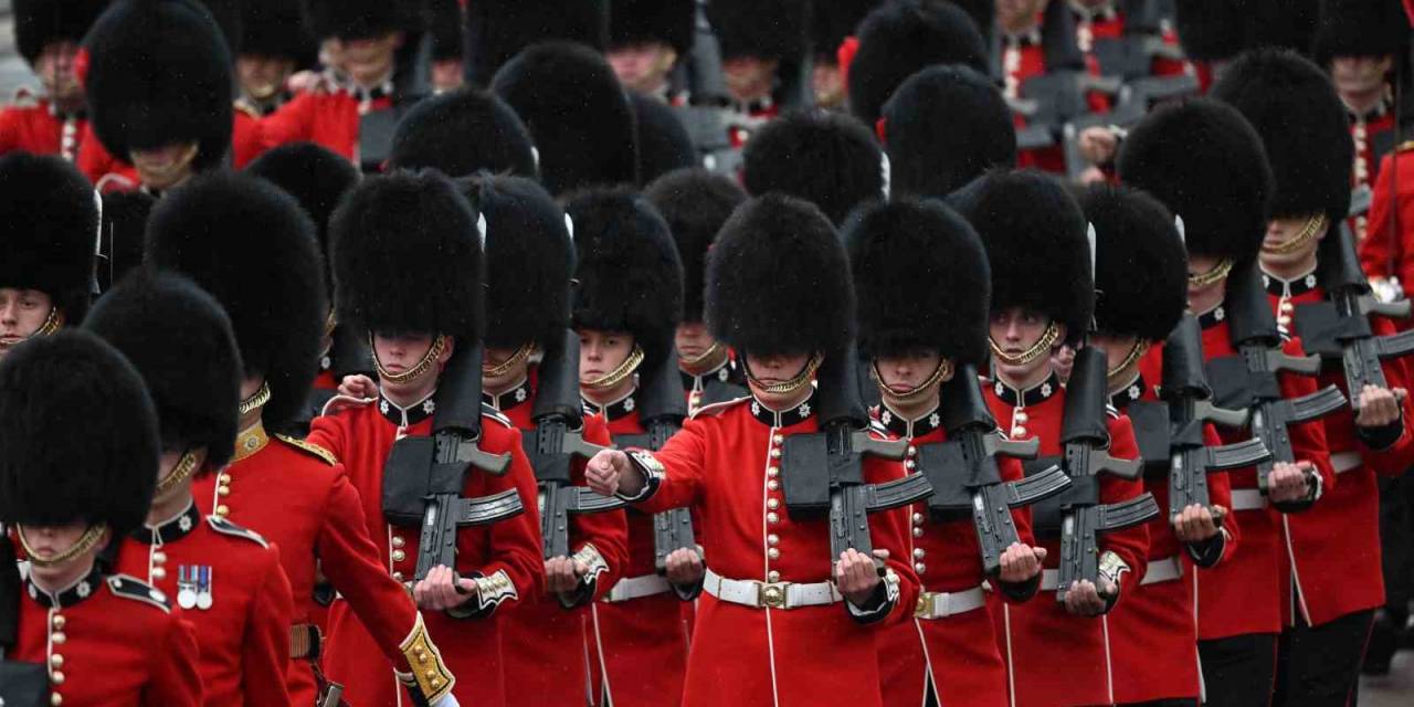 Kral Iıı. Charles’ın Taç Giyme Töreni Başladı