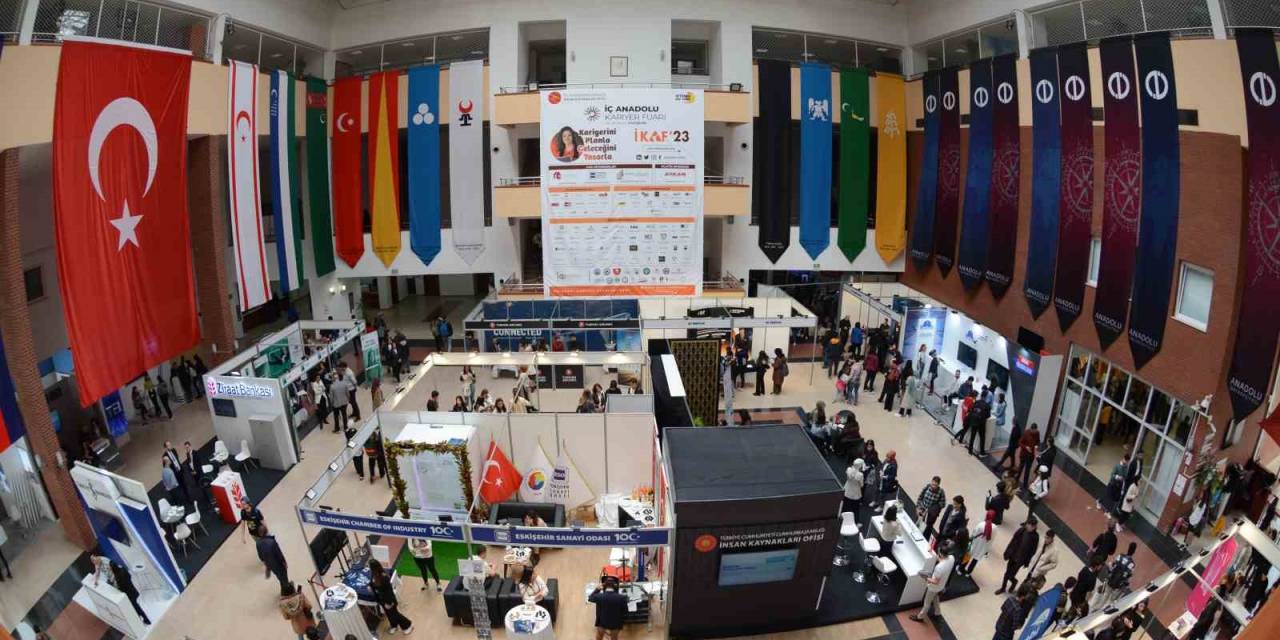 Binlerce Genç Yeteneğin Kariyer Fırsatları İçin Bir Araya Geldiği İkaf’23 Sona Erdi