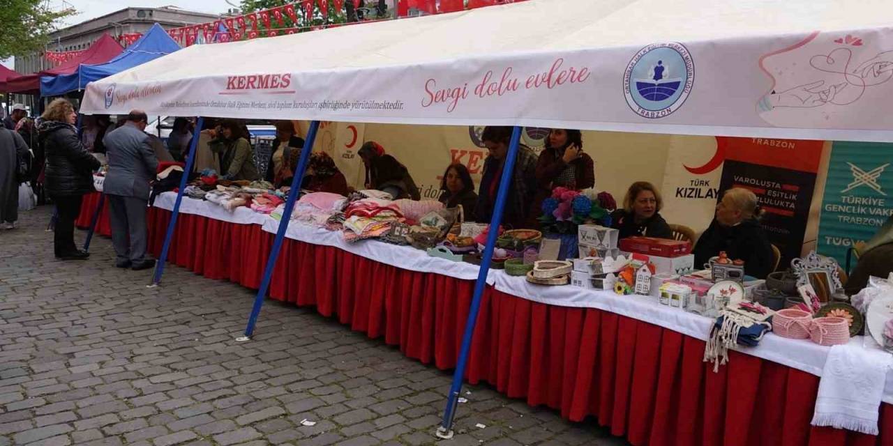 Trabzon’da Depremzedeler İçin Hayır Panayırı Düzenlendi