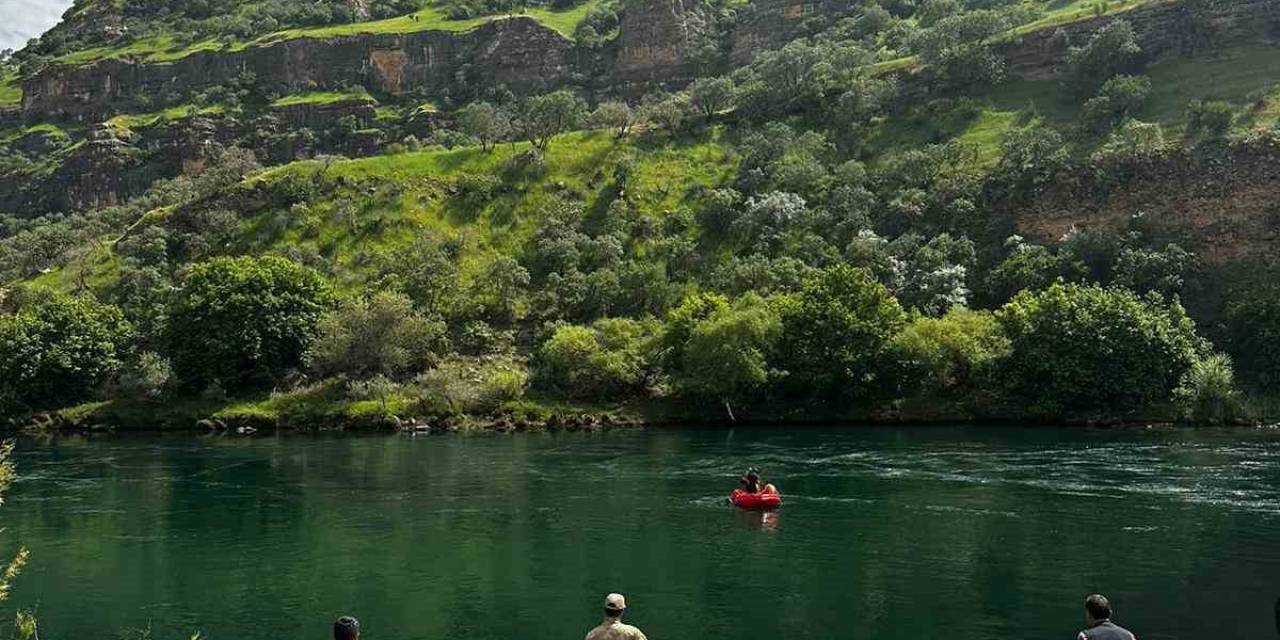 Dicle Nehri’nde Kaybolan Gencin Cansız Bedenine Ulaşıldı
