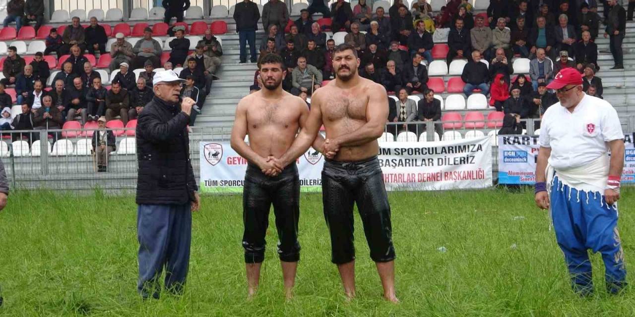 Geyikkoşan Güreşlerinde Tanju Gemici Başpehlivan Oldu