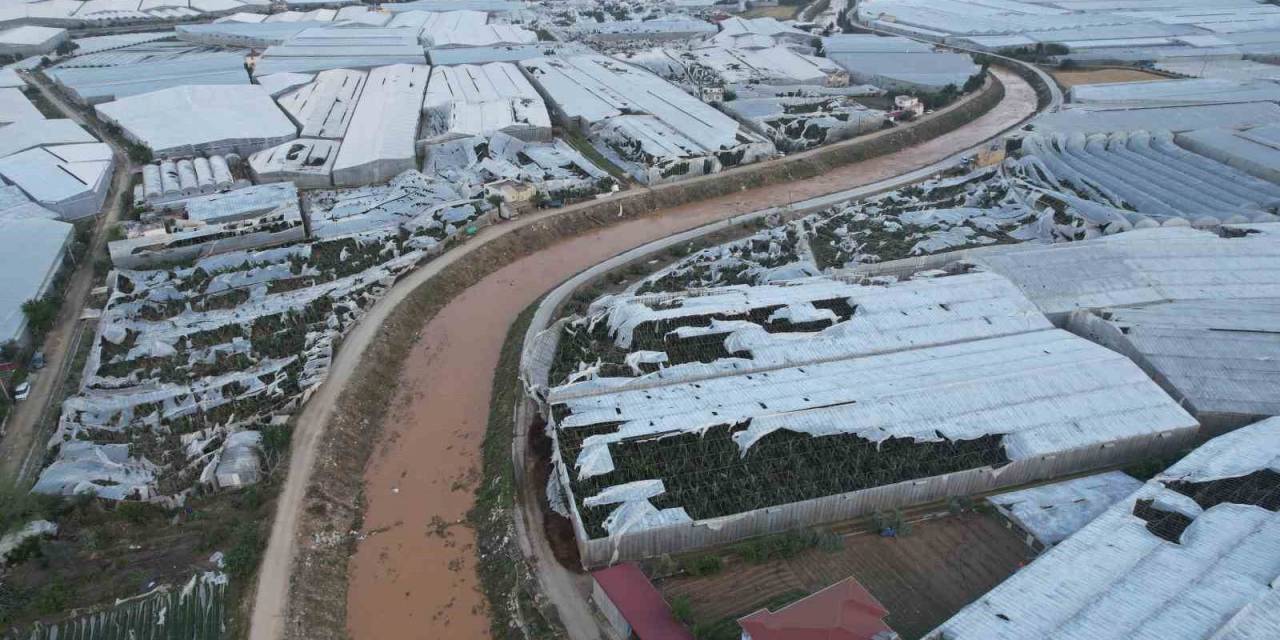 Hortumun Yıkıp Geçtiği Sera Sahipleri Yaşadıklarını Anlattı