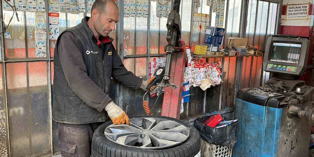 Oto Lastikçilerde Değişim Yoğunluğu