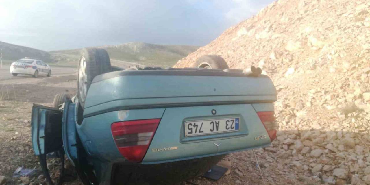 Gürün’de Otomobil Takla Attı: 3 Yaralı