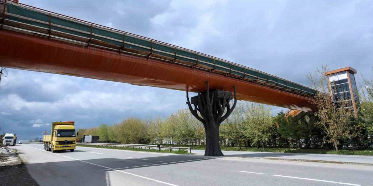 Ormanya Üst Geçidine Durak Cebi Yapılıyor