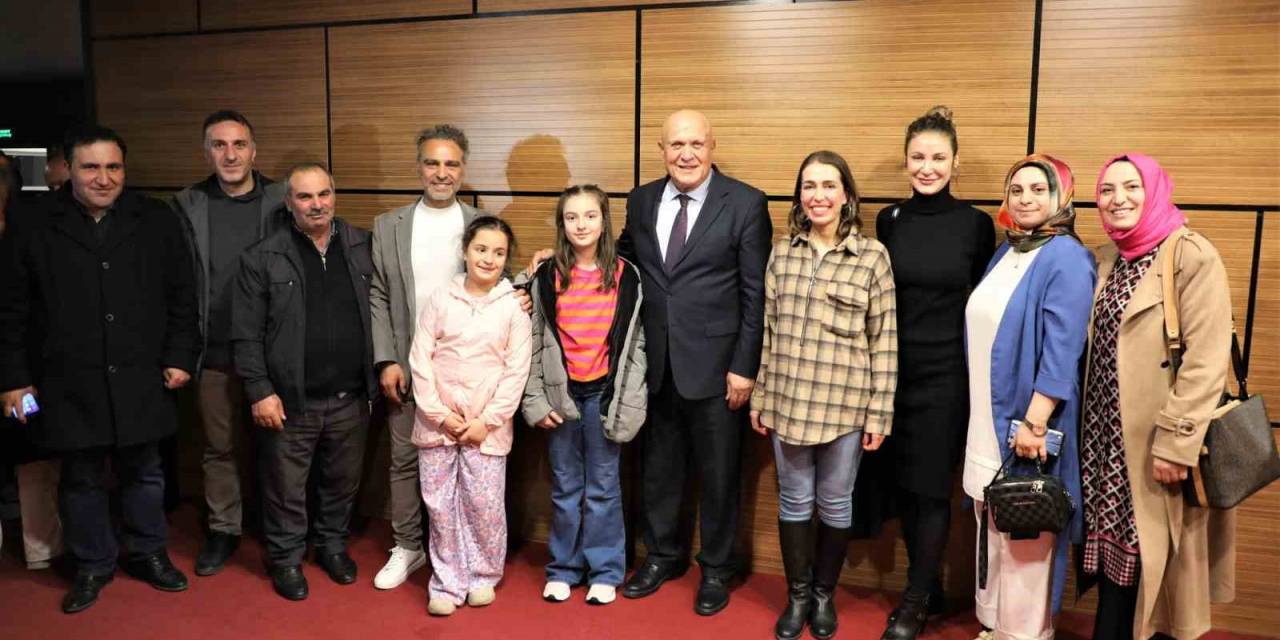 Borç Filmi İzleyiciden Tam Not Aldı