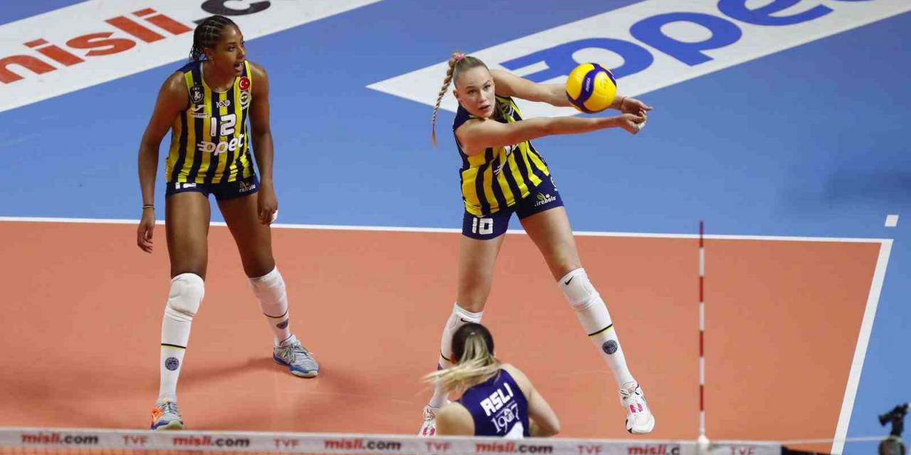 Sultanlar Ligi: Fenerbahçe Opet: 3 - Eczacıbaşı Dynavit: 1