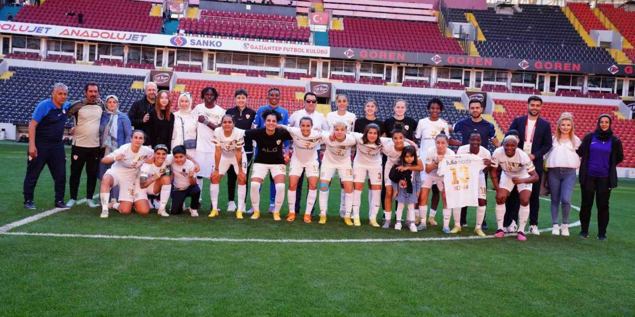 Beşiktaş’ı Eleyen Gaziantep Alg Spor Yarı Finalde