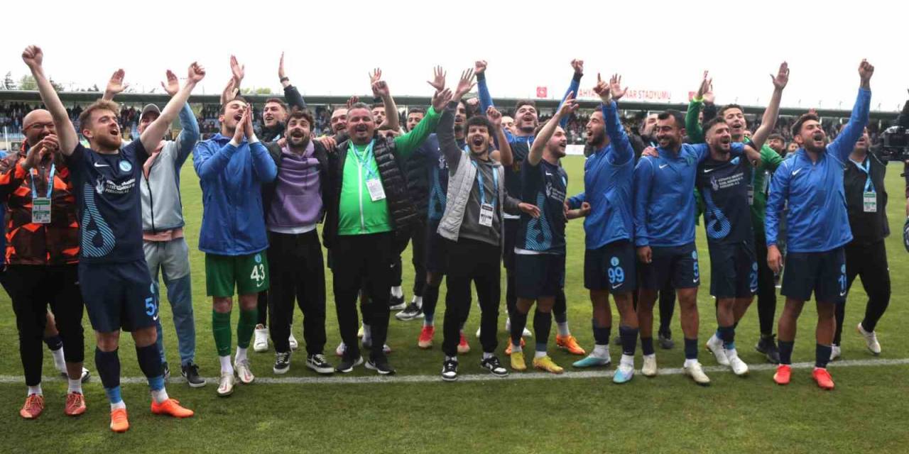 Belediye Kütahyaspor Şampiyonluğa Koşuyor