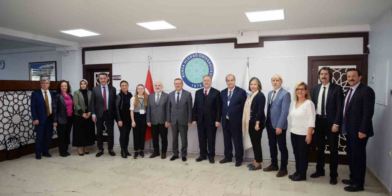 Buü, Yökak’ın Akredite Ettiği 30 Üniversite Arasında Yer Aldı