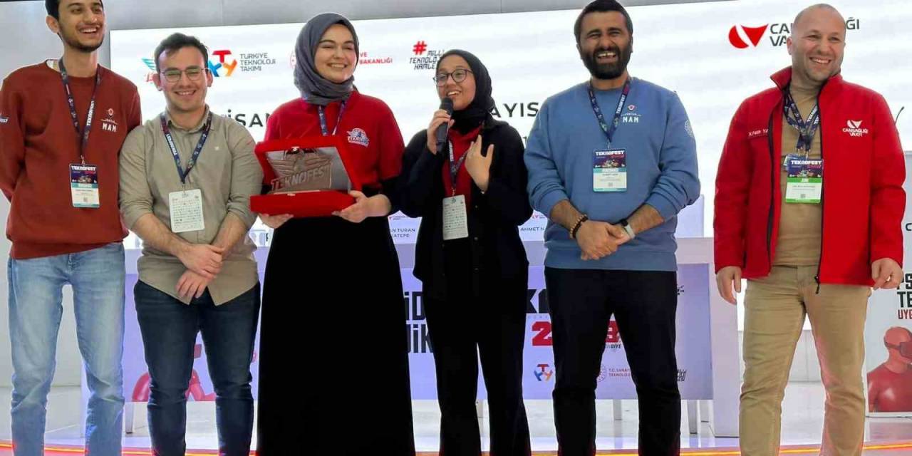 Atatürk Üniversitesi Teknofest’ten Derecelerle Döndü