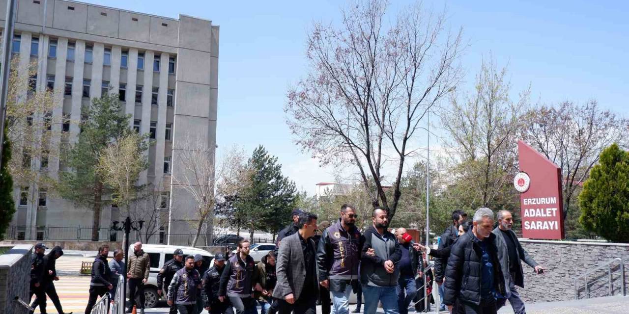 Dolandırıcı Çetesi Operasyonunda 9 Tutuklama