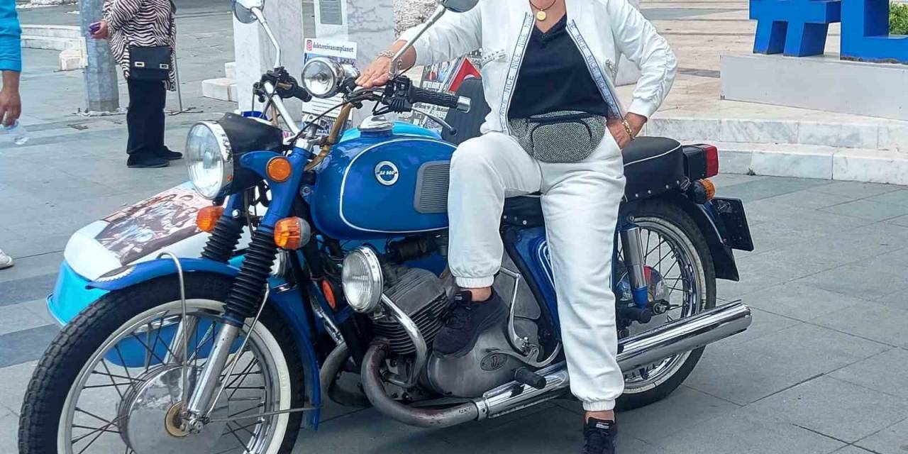 Bahar Öztan, Kemal Sunal’la Oynadığı Filmdeki Motosiklete 41 Yıl Sonra Tekrar Bindi