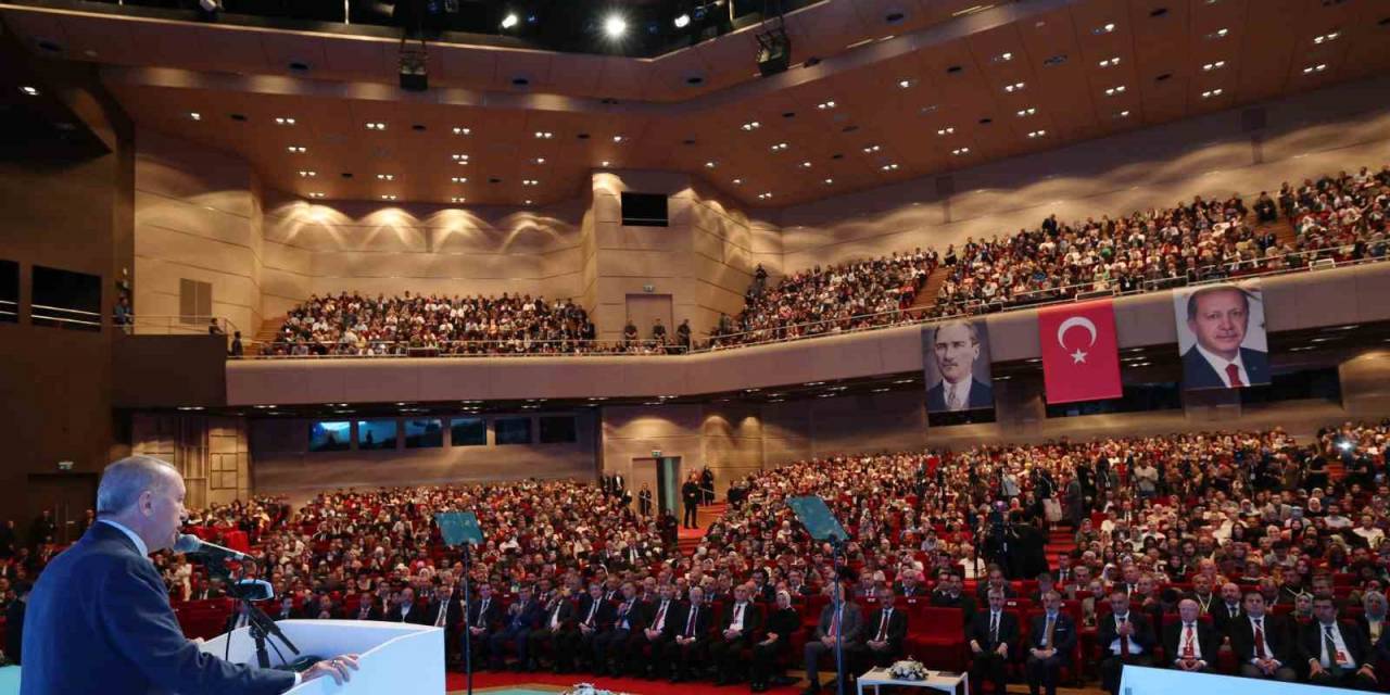 Cumhurbaşkanı Erdoğan “körpe Dimağların İğdiş Edilmesine İzin Vermeyeceğiz”
