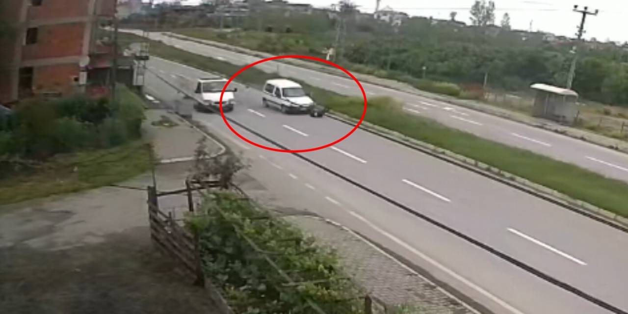 Samsun’da Aracın Çarptığı Yaya Metrelerce Havaya Fırlayarak Ağır Yaralandı