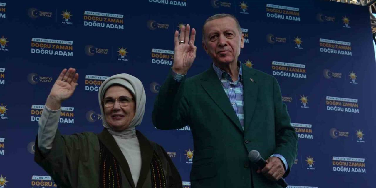 Cumhurbaşkanı Erdoğan, Tekirdağlılarla Birlikte Şarkı Söyledi