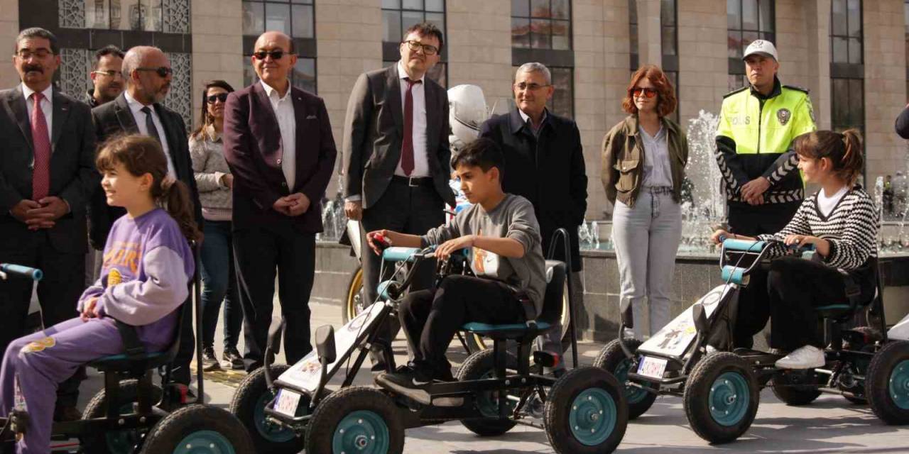 Kütahya’da Uygulamalı Trafik Eğitimi